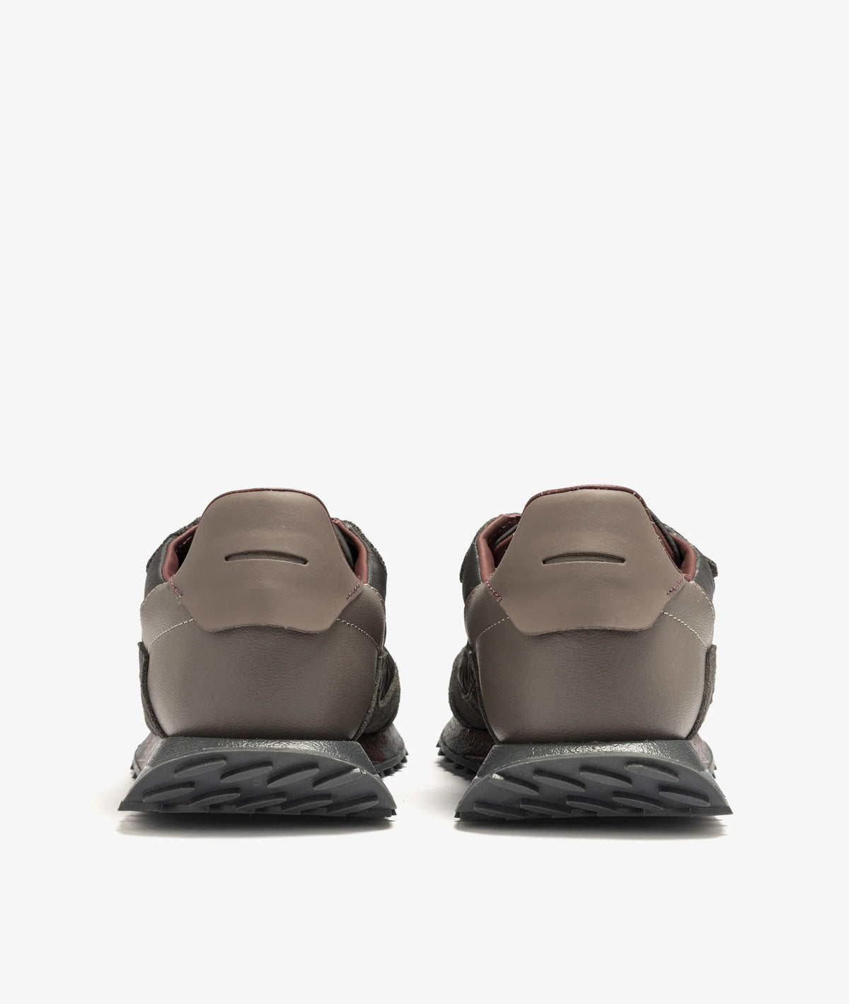 SNEAKERS GHOUD IRN/TAU